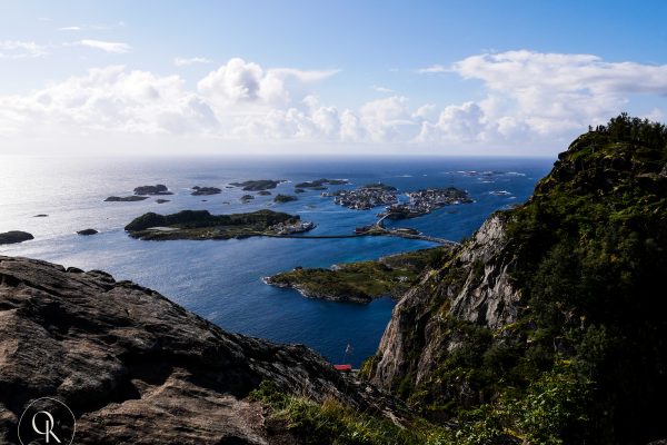 Henningsvær - Norway Henningsvær - Norway